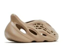 ADIDAS Yeezy Foam Runner 'Mist' -Retro Shoes Shop 3 348