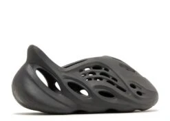 ADIDAS Yeezy Foam Runner 'Onyx' -Retro Shoes Shop 3 349